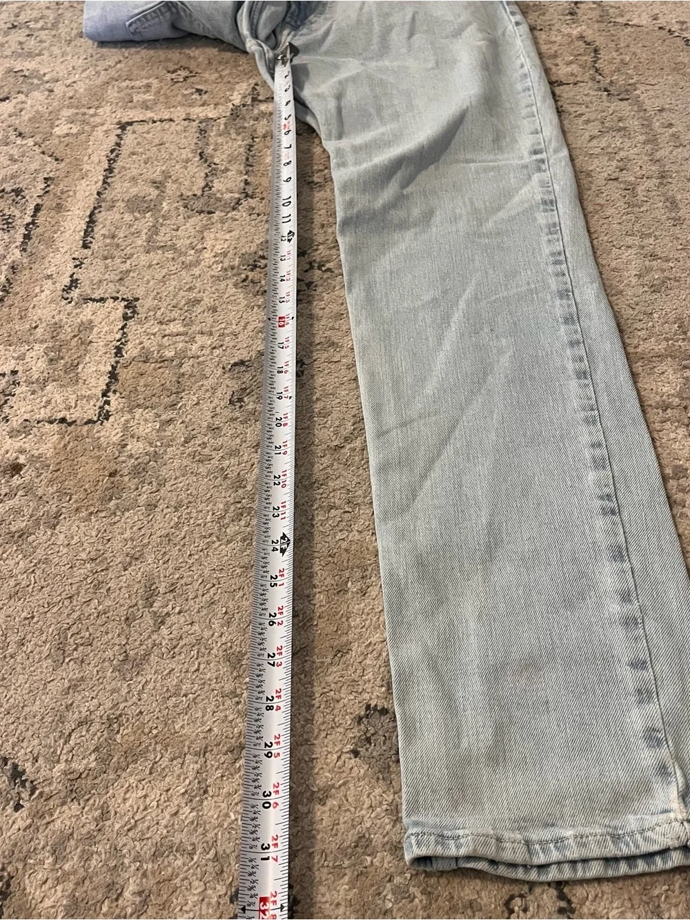 Calvin Klein Men Light Wash Straight Jeans Slim Fit 33x34 Stretch